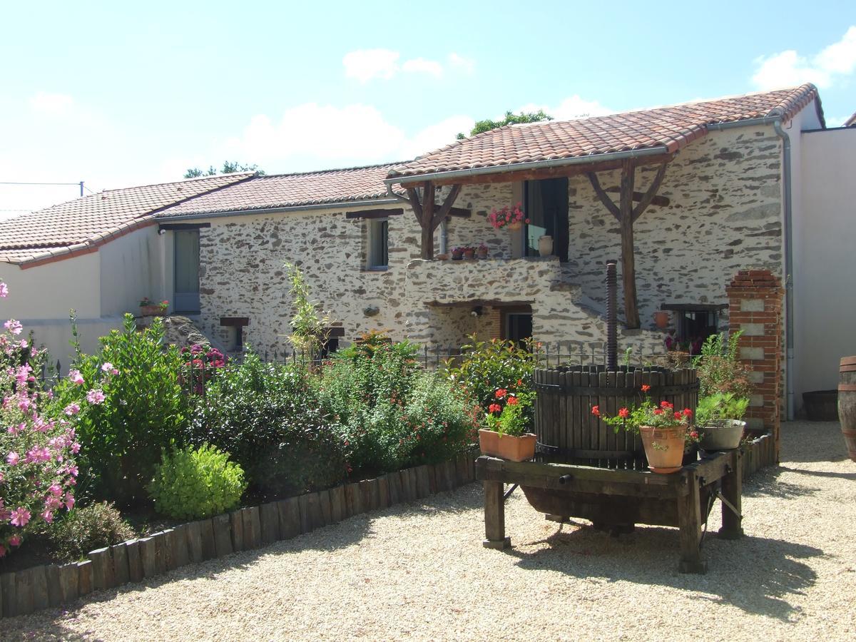 Fleur De Vigne Bed and Breakfast Monnieres  Εξωτερικό φωτογραφία